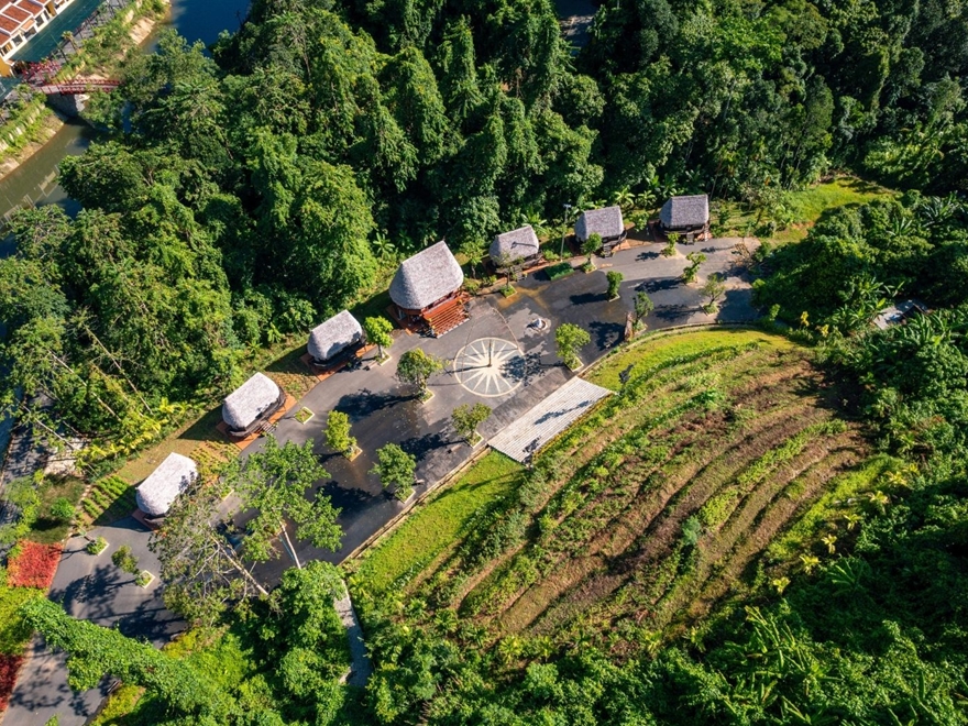 Vé Tham Quan Khu Du Lịch Sinh Thái Cổng Trời Công Giang